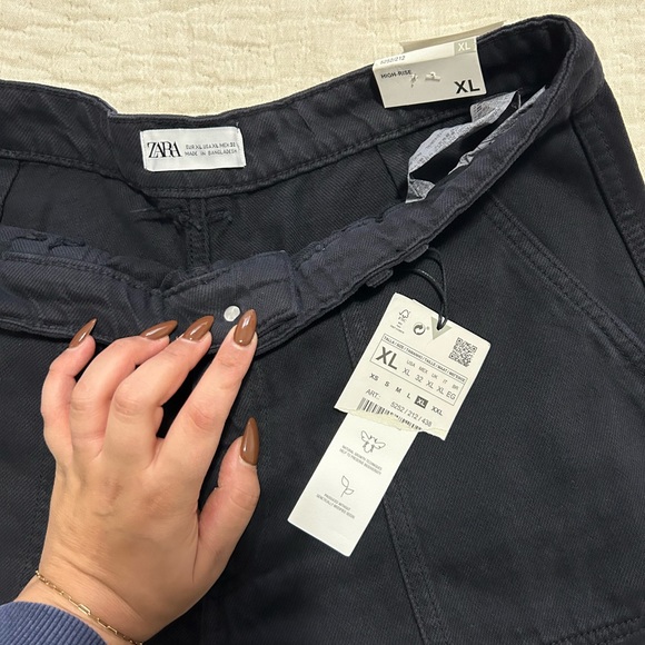 NWT high-waisted baggy pants - Picture 3 of 3
